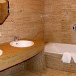 Badezimmer - Apartment mit 3 Schlafzimmern - Fux Altstadt Appartements Augsburg